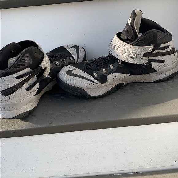 Nike Zion soldier Vii - Picture 3 of 3